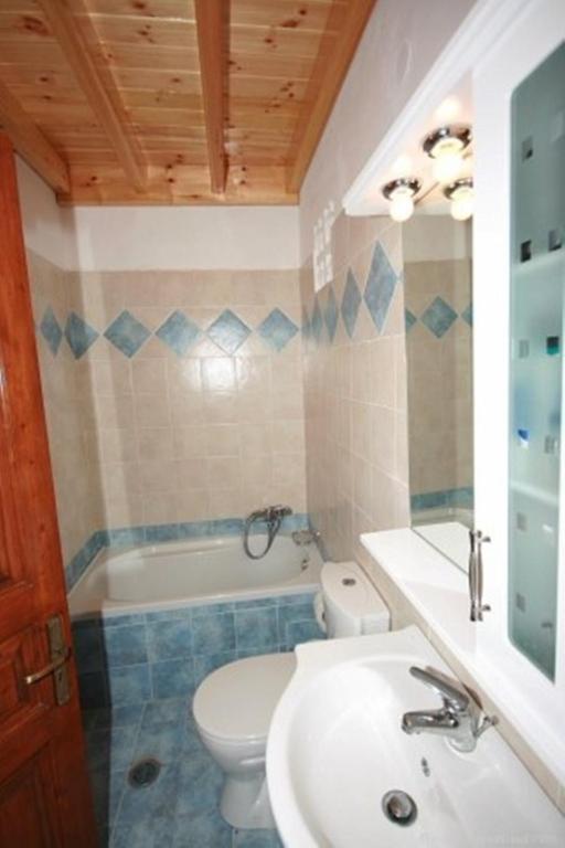 Paleopalace Apartment
