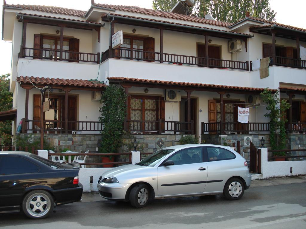 Apartment Tanias House