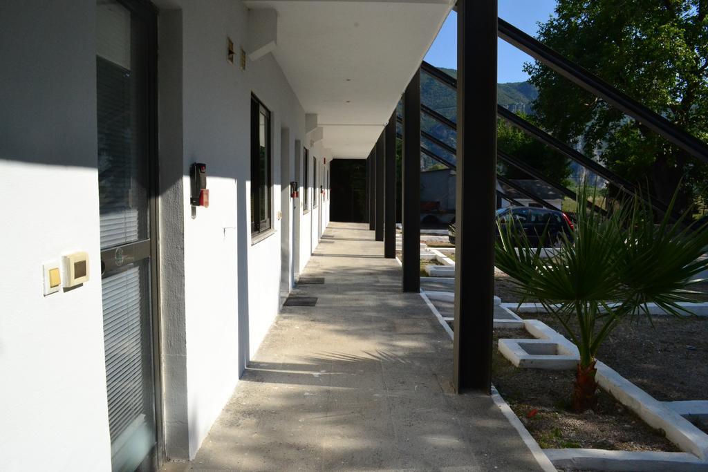 Aparthotel Ktima Karassou
