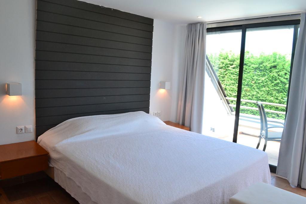 Aparthotel Ktima Karassou
