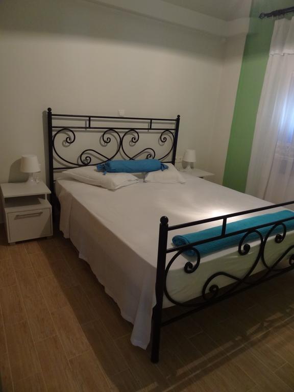 Holiday home Fenia Aegiali