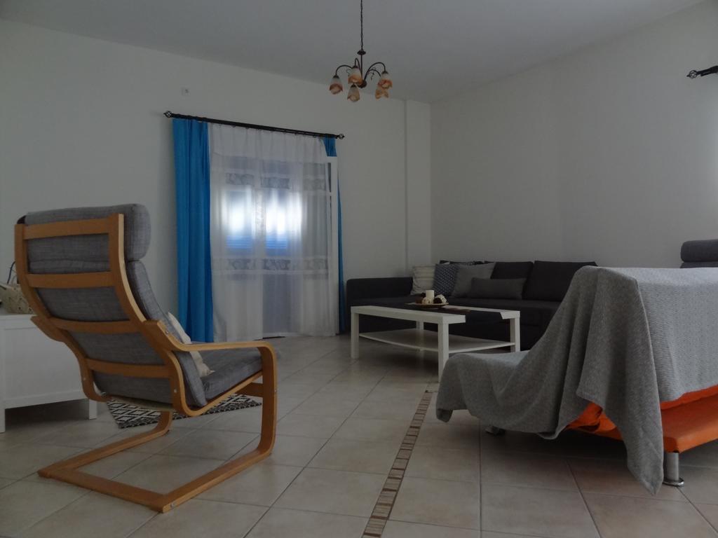 Holiday home Fenia Aegiali