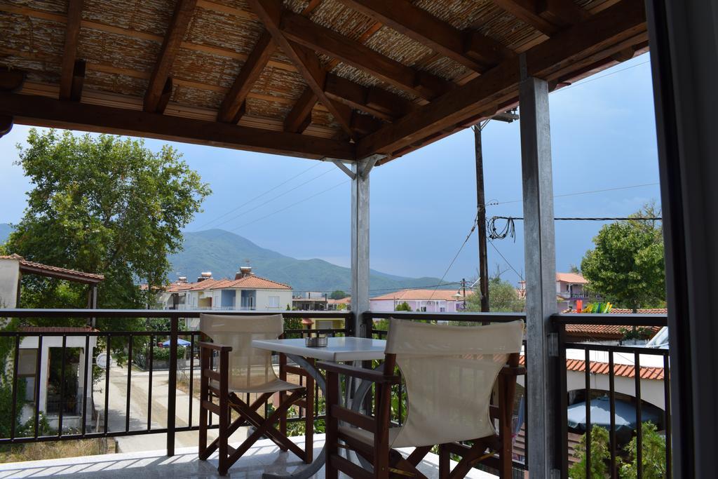 Menis Haus Vrasna