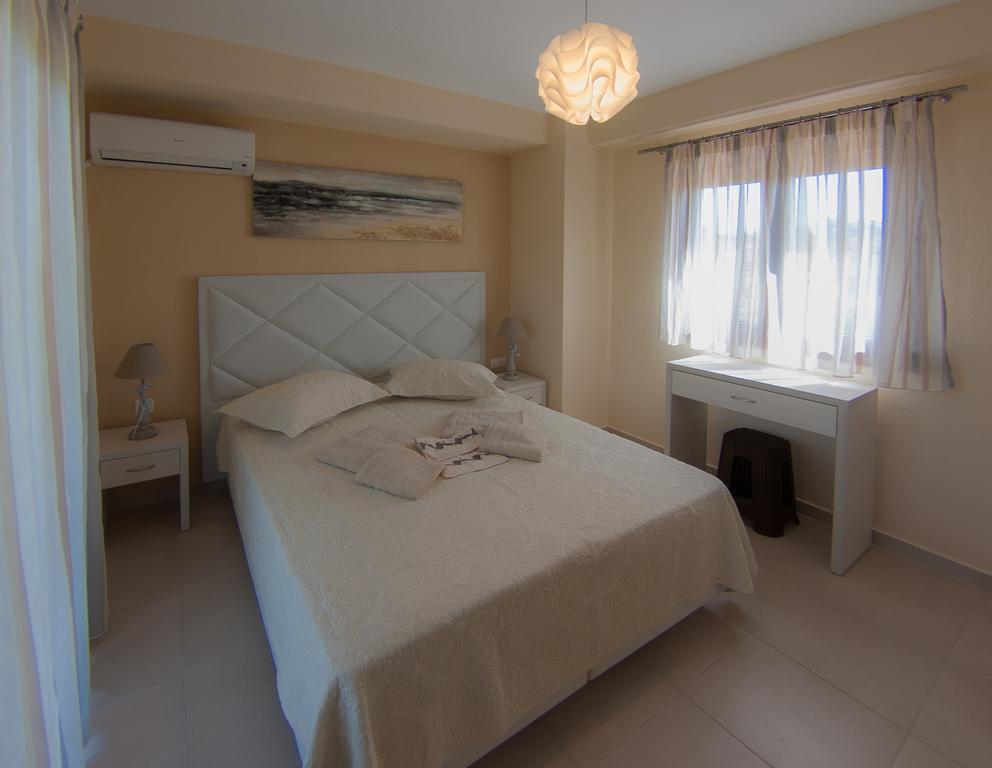 Apartment Ianthi Maisonettes Nea Roda