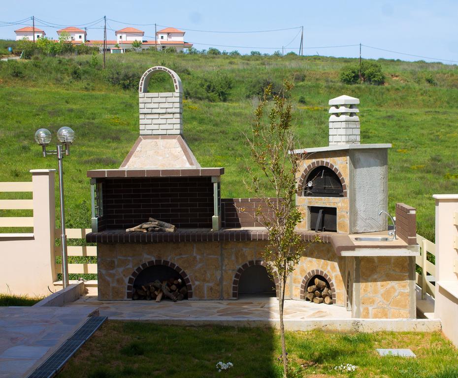 Ianthi Maisonettes Nea Roda
