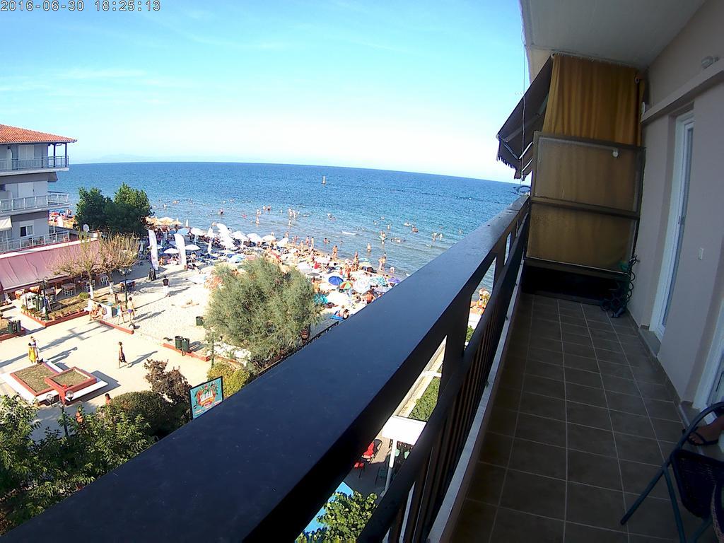 Apartment Studio Just On The Beach *