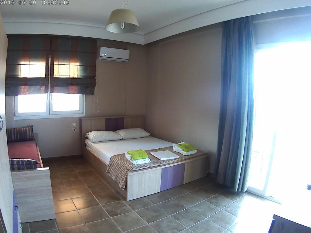 Apartment Studio Just On The Beach *