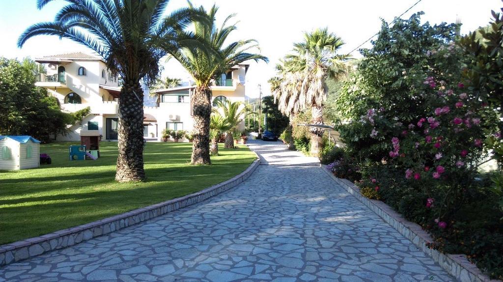 Guest house Makis *