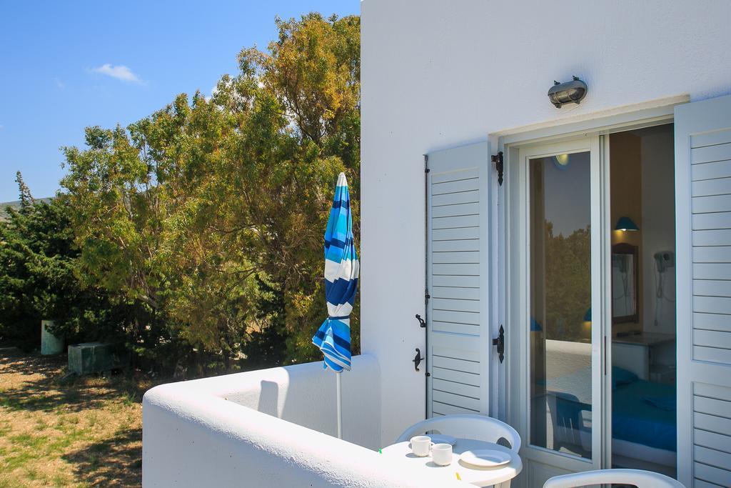 Ampeli Parikia (Paros)