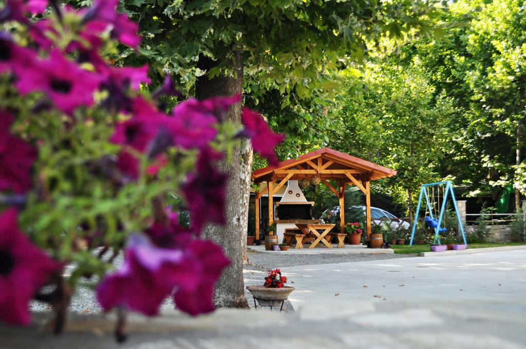 Aparthotel Efrosini & Paralia Panteleimonos