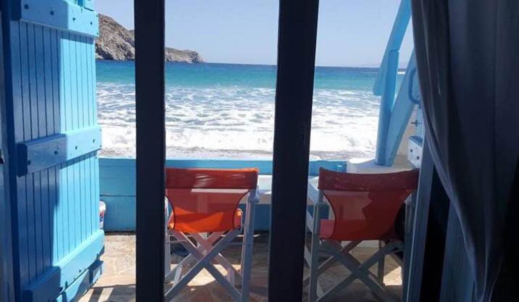 Apartment Studio Paradiso Plaka (Milos)
