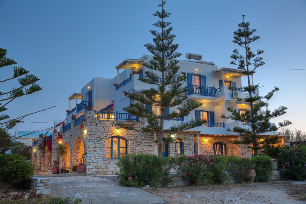 Ragoussis House Logaras
