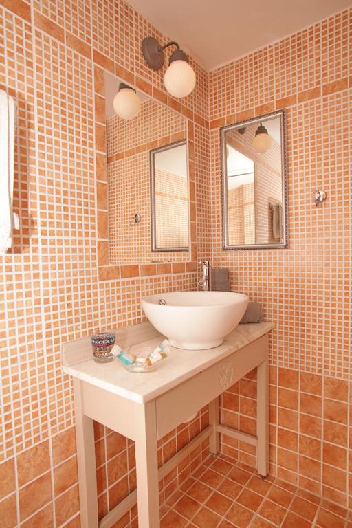 Hotel Aperanto Galazio Skopelos Town
