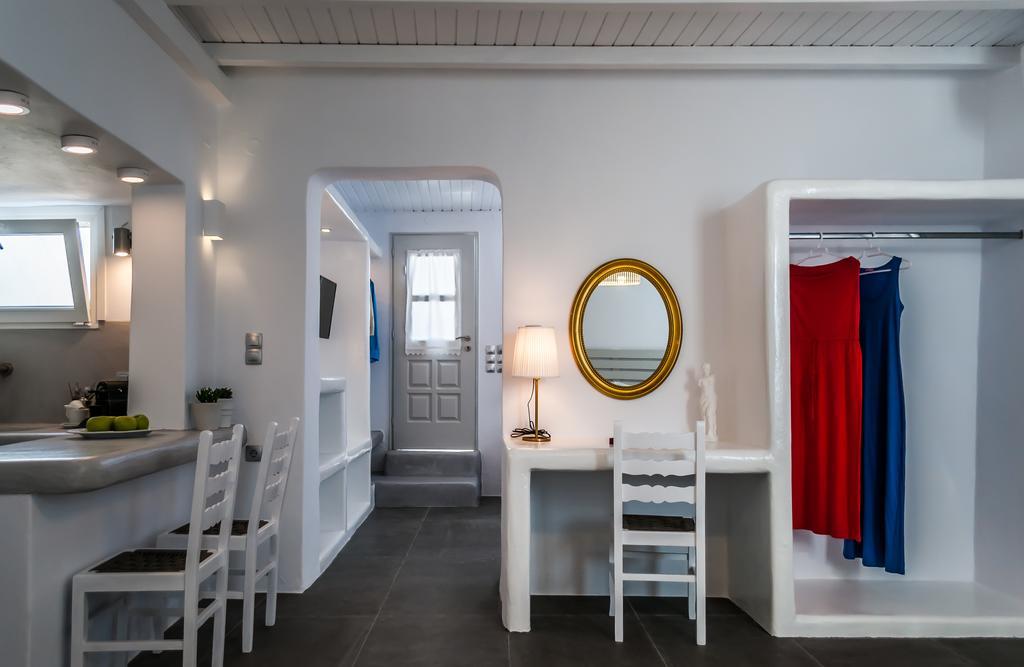 Holiday home Aerides Milos