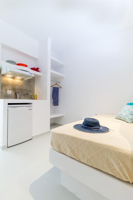 Aparthotel Naxos Colosseo *