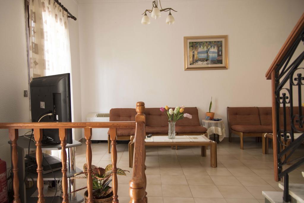 Hotel Aris