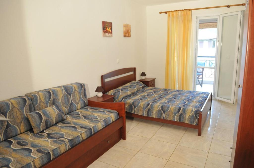 Aparthotel Asterias 2*