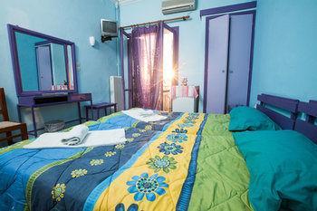 Aparthotel Togias 2*