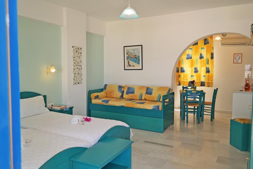 Aparthotel Maroussa 2*