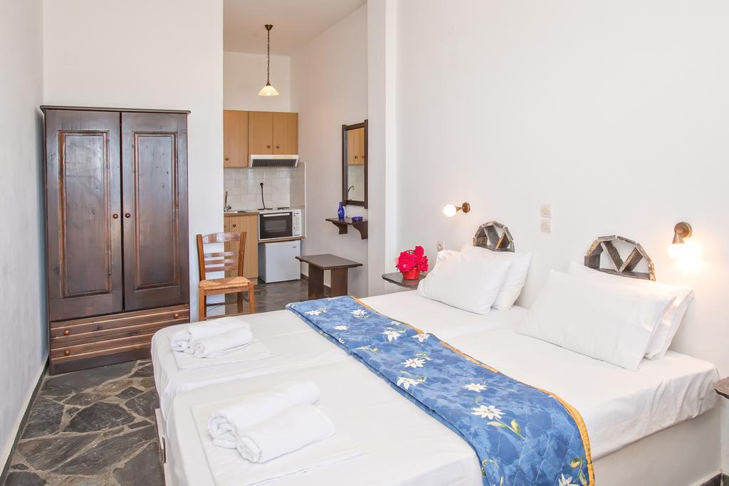 Parathyro Sto Aigaio 1 Tinos