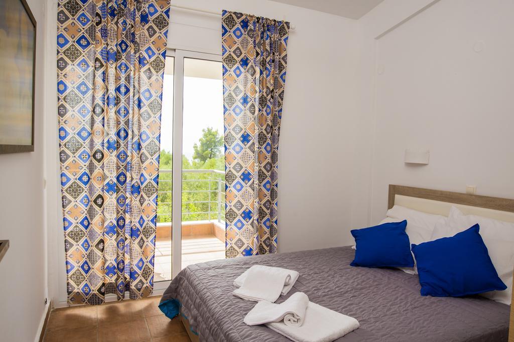 Maresi Homes Neos Marmaras
