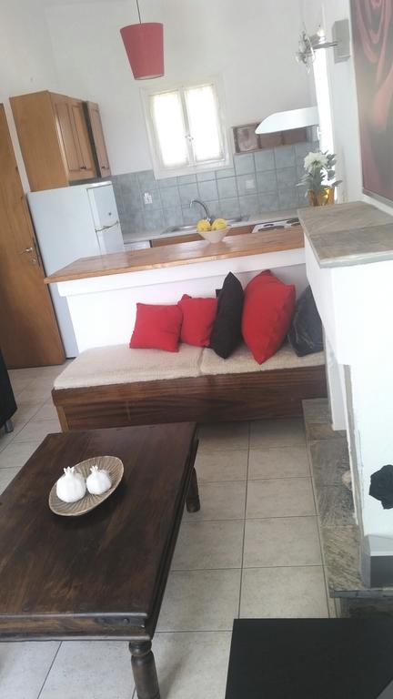 Apartment Thavma Summer House Skiathos Town