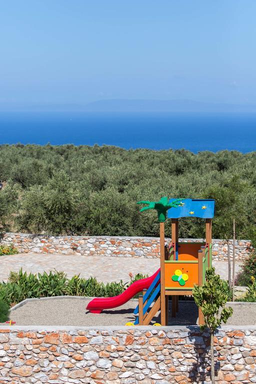 Pandora Pyrgos Dirou