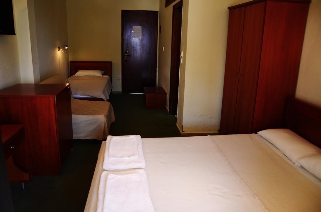 Guest house Cavo D' Oro 2*