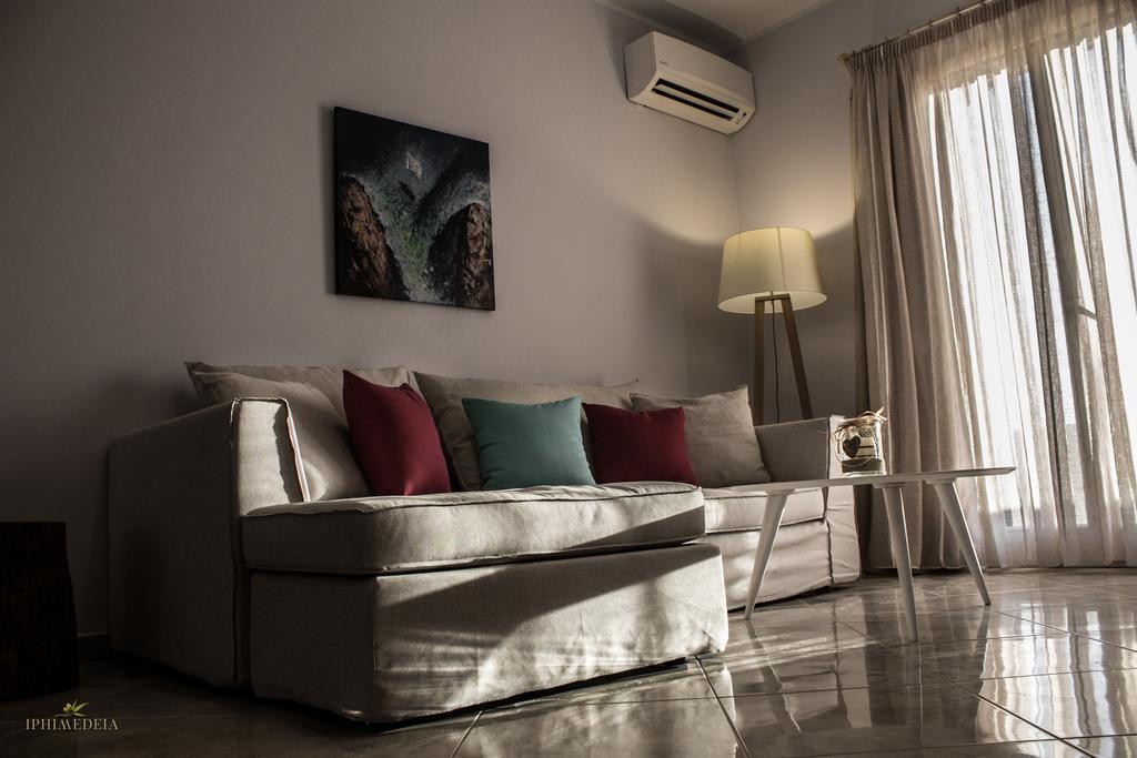 Iphimedeia Luxury Hotel & Suites Naxos City