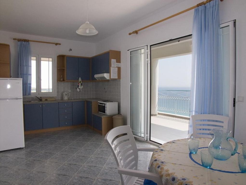 Folies * Lourdata (Kefalonia)