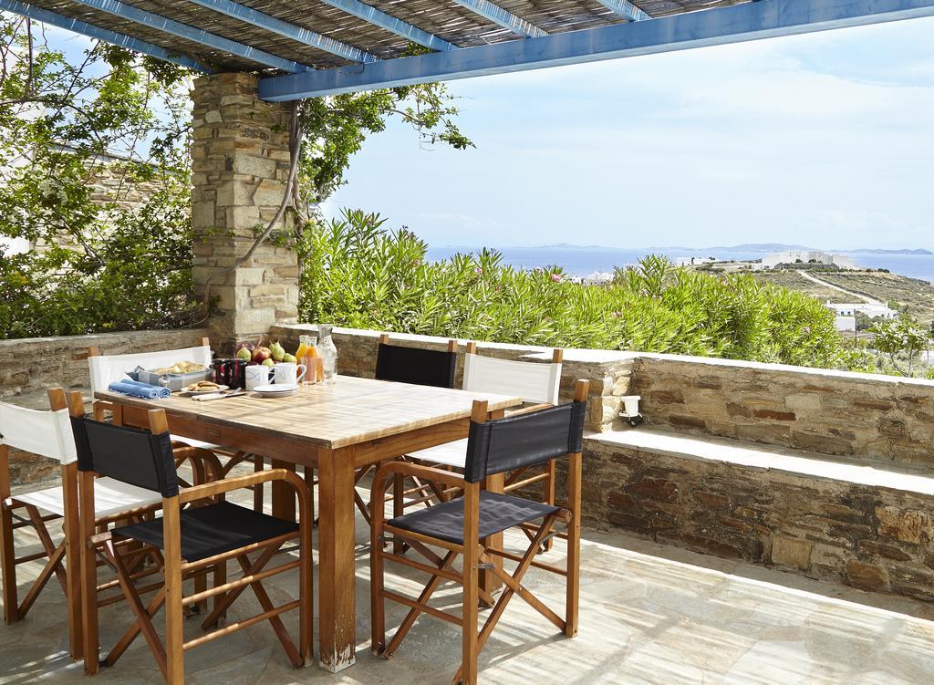 Dinora Agios Ioannis (Tinos)