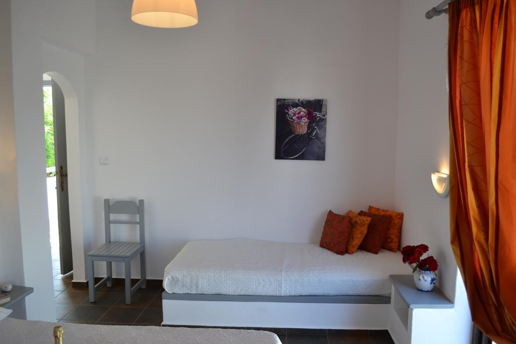 Koxilas Studios Skyros