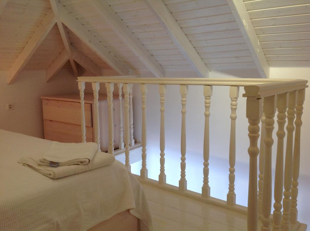 Apartment Amalia Harbor Chalki Town