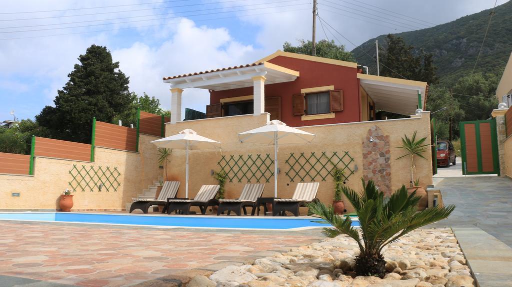 Apartment Aris Paramonas (Corfu)