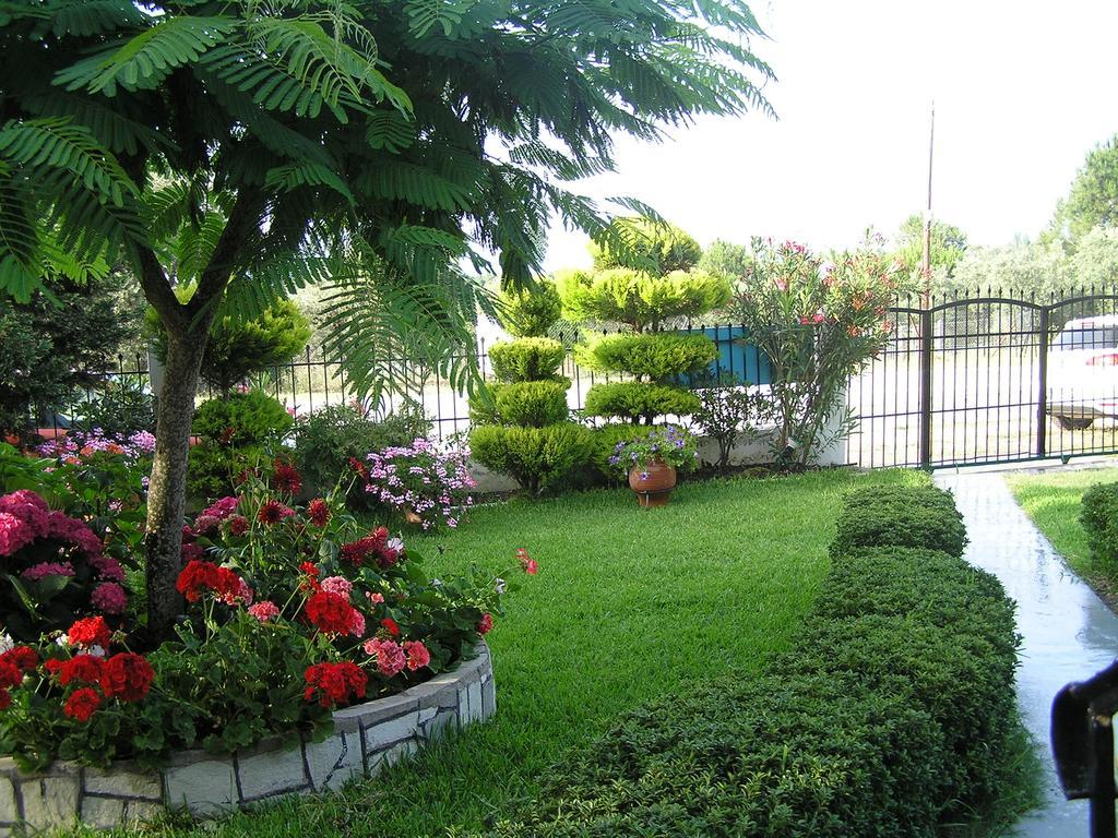 Apartment Dallas Vourvourou