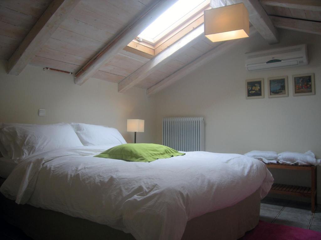 Opos Agapate Guest house *