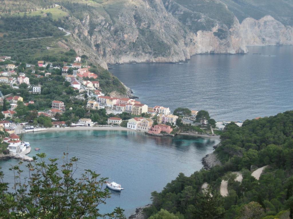 Villa Superb With Private Pool Peaceful Location *