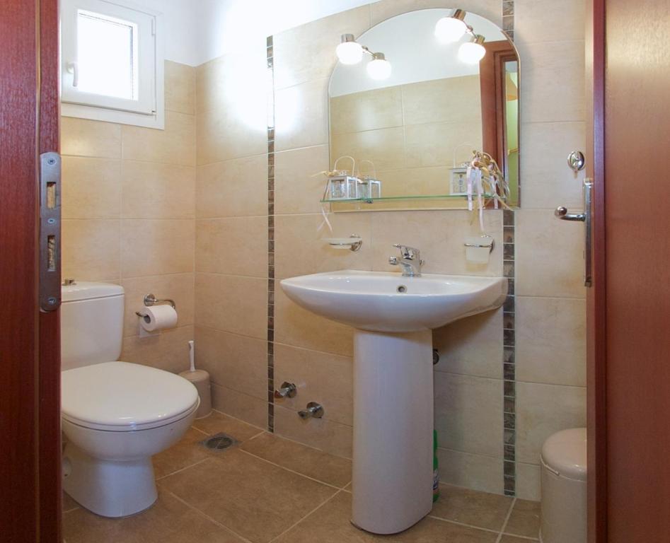 Superb With Private Pool Peaceful Location Villa
