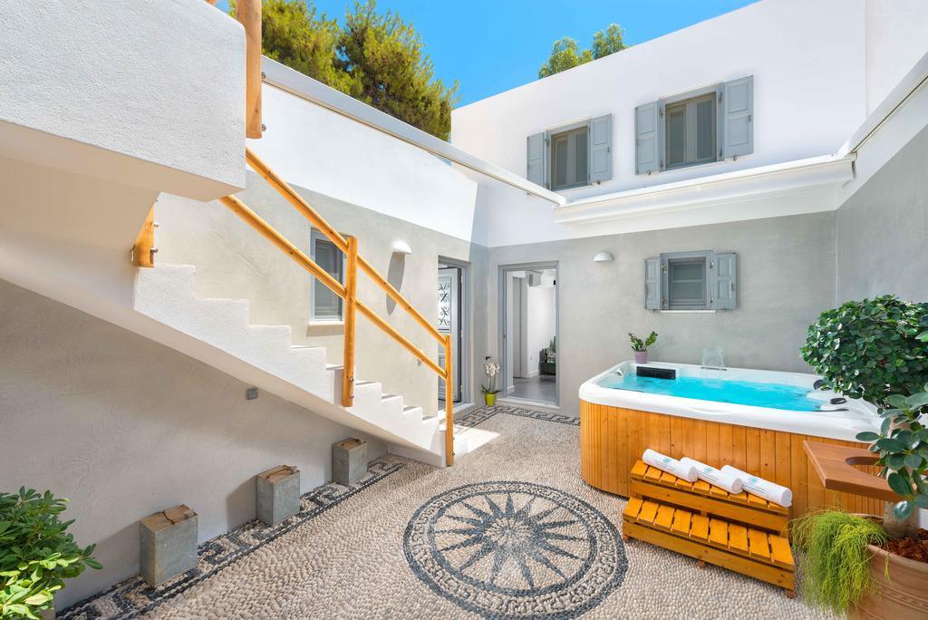 Villa Shore Summer House