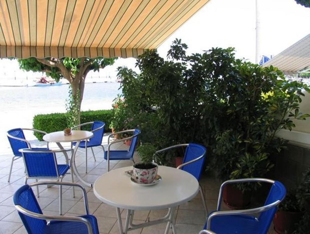 Apollon Hotel Tiros