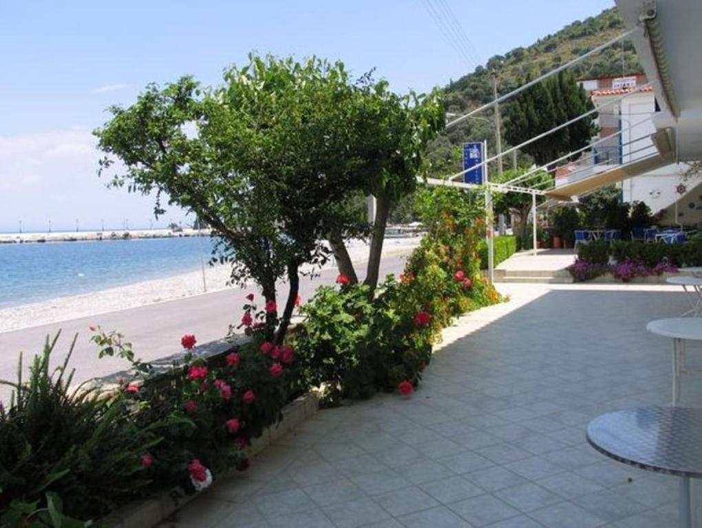 Hotel Apollon Tiros