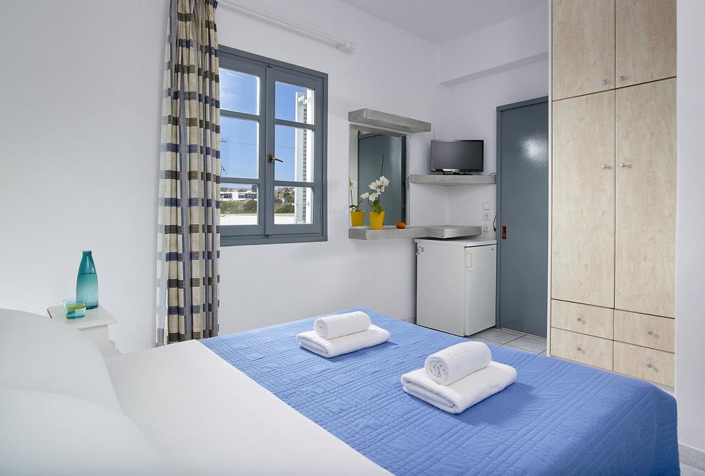 Galanis Rooms Adamantas (Milos)