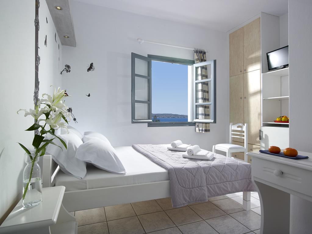 Galanis Rooms Adamantas (Milos)