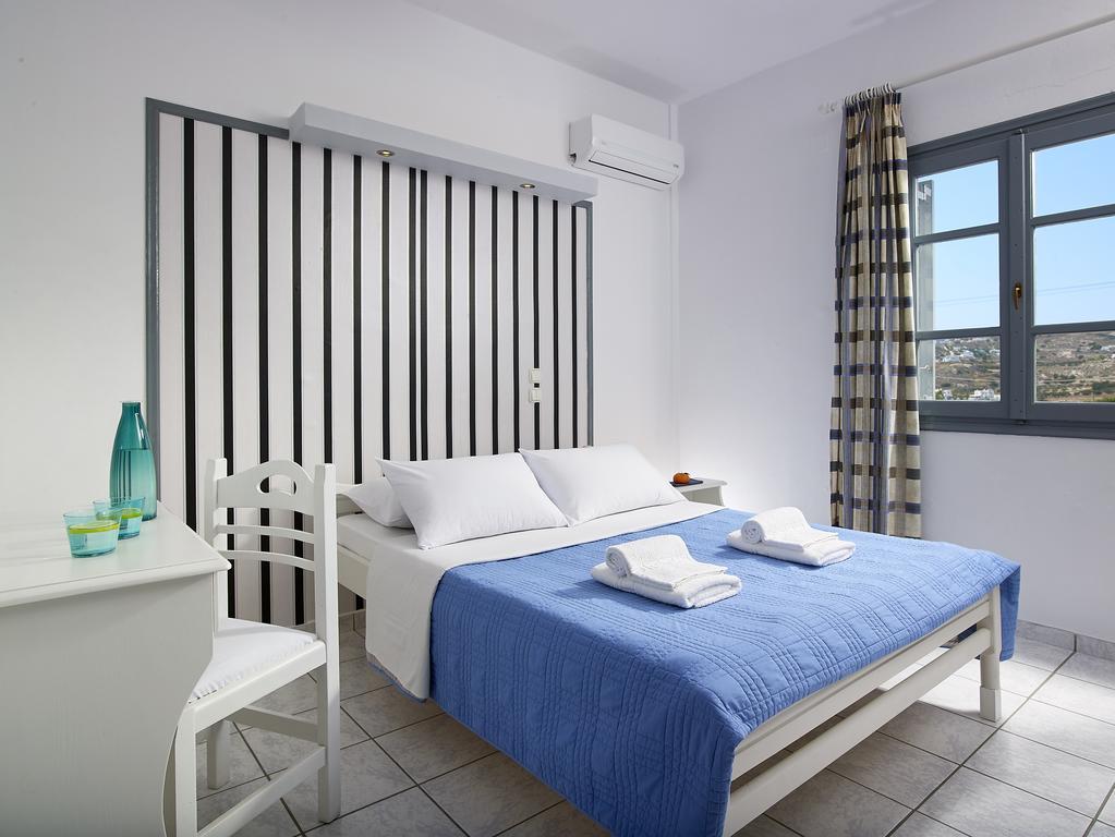 Guest house Galanis Rooms Adamantas (Milos)