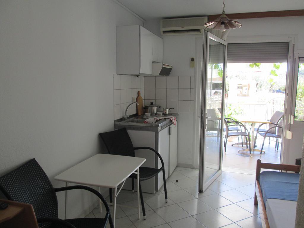 Apartment Studios Panagiota