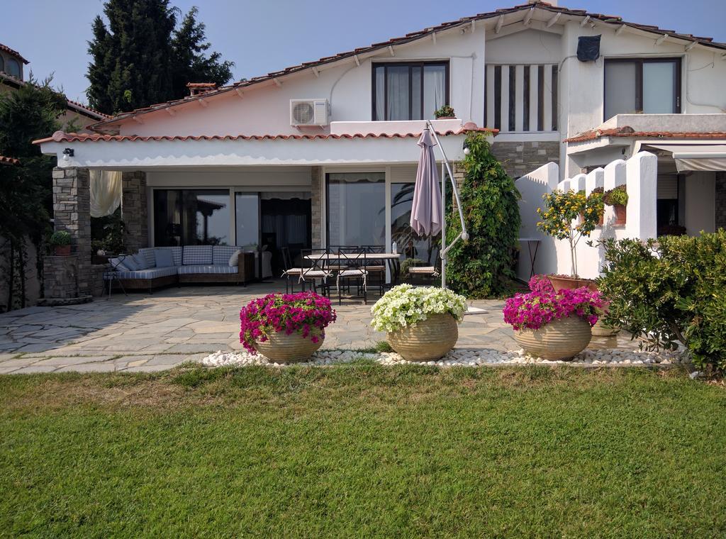 Villa Beach Front Chanioti *