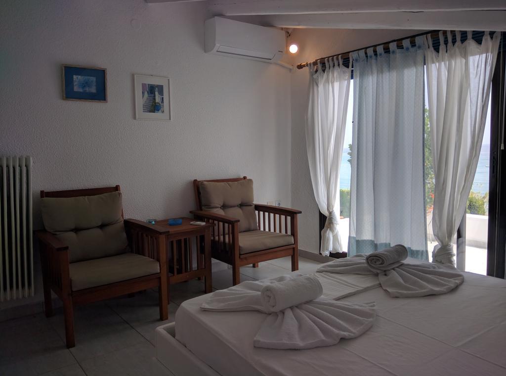 Villa Beach Front Chanioti Polychrono