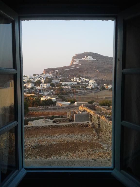 Hotel Ampelos
