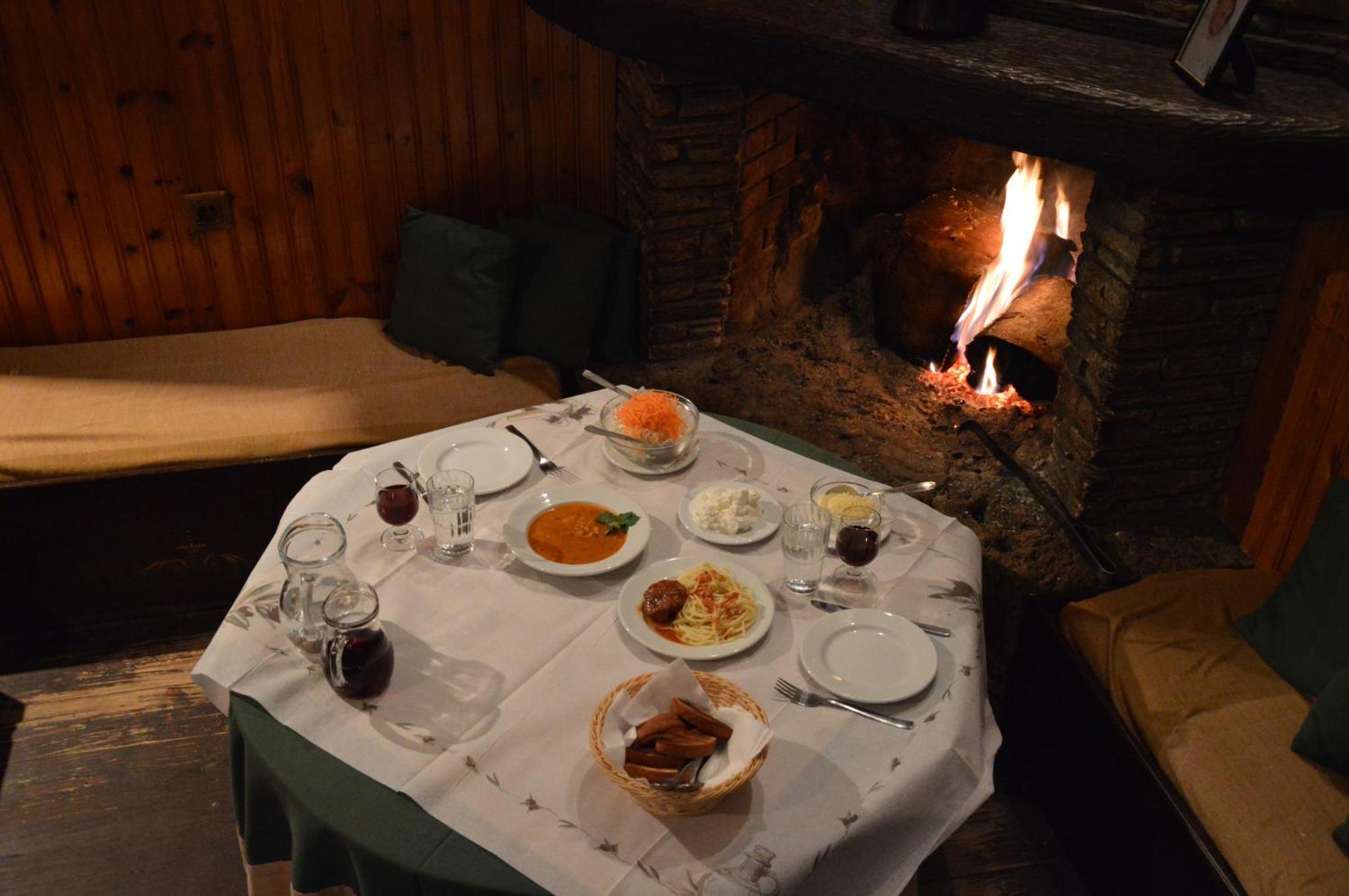 Hotel Hani Zisi 2*