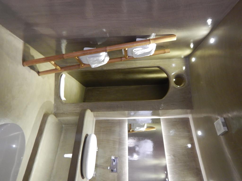 Hotel Pantheon Deluxe 4*